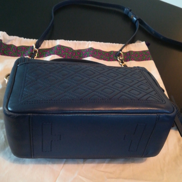 Tory Burch Fleming Satchel in Navy - Picture 12 of 16